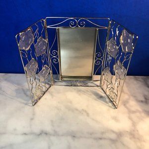 Frame Shell Picture Tabletop Frame Metal floral rectangular 3"x5" 3 hinged panel